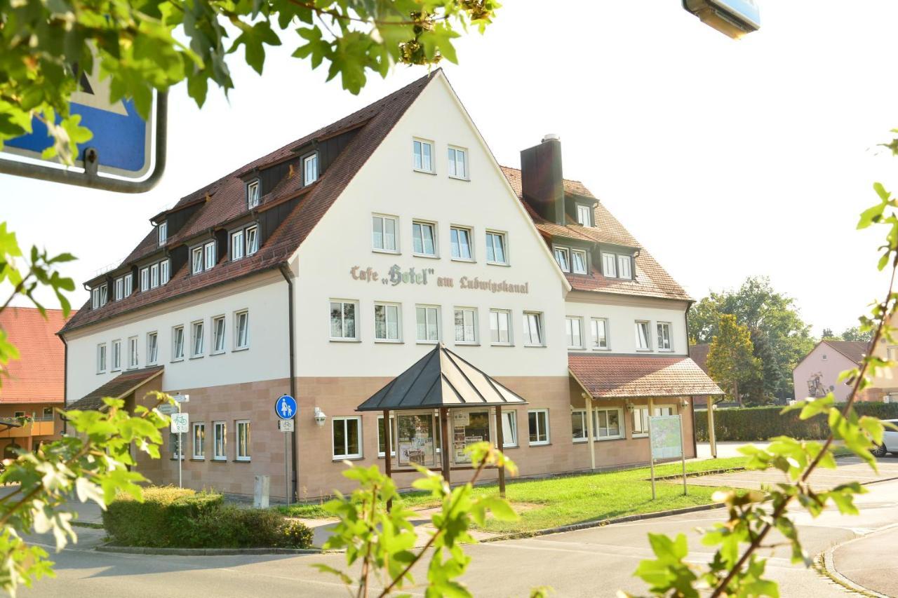 Hotel Am Ludwigskanal Wendelstein Buitenkant foto